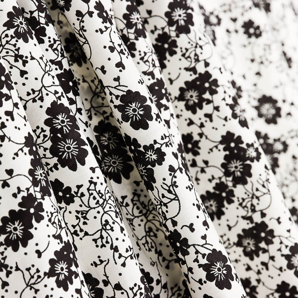 Viscose Flor Bolinhas Brancas - Ribes y Casals