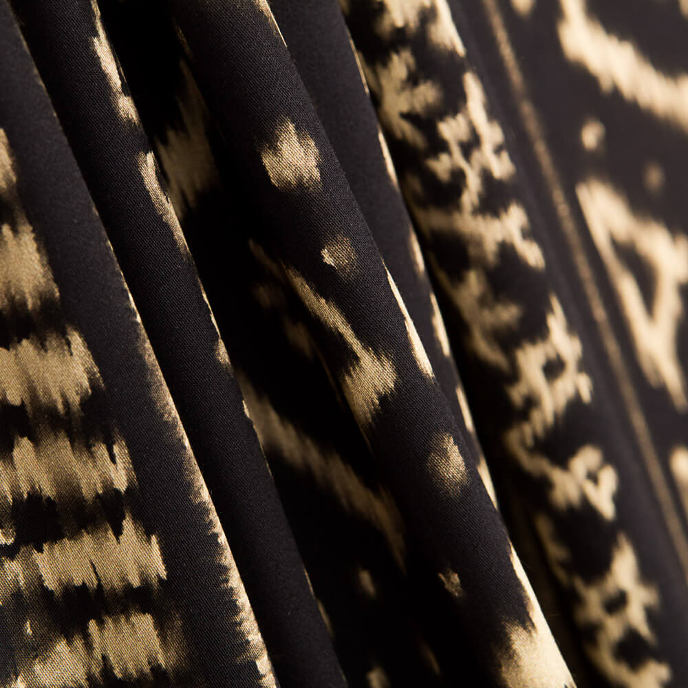 Viscose Dalias Losangos Preto - Ribes y Casals