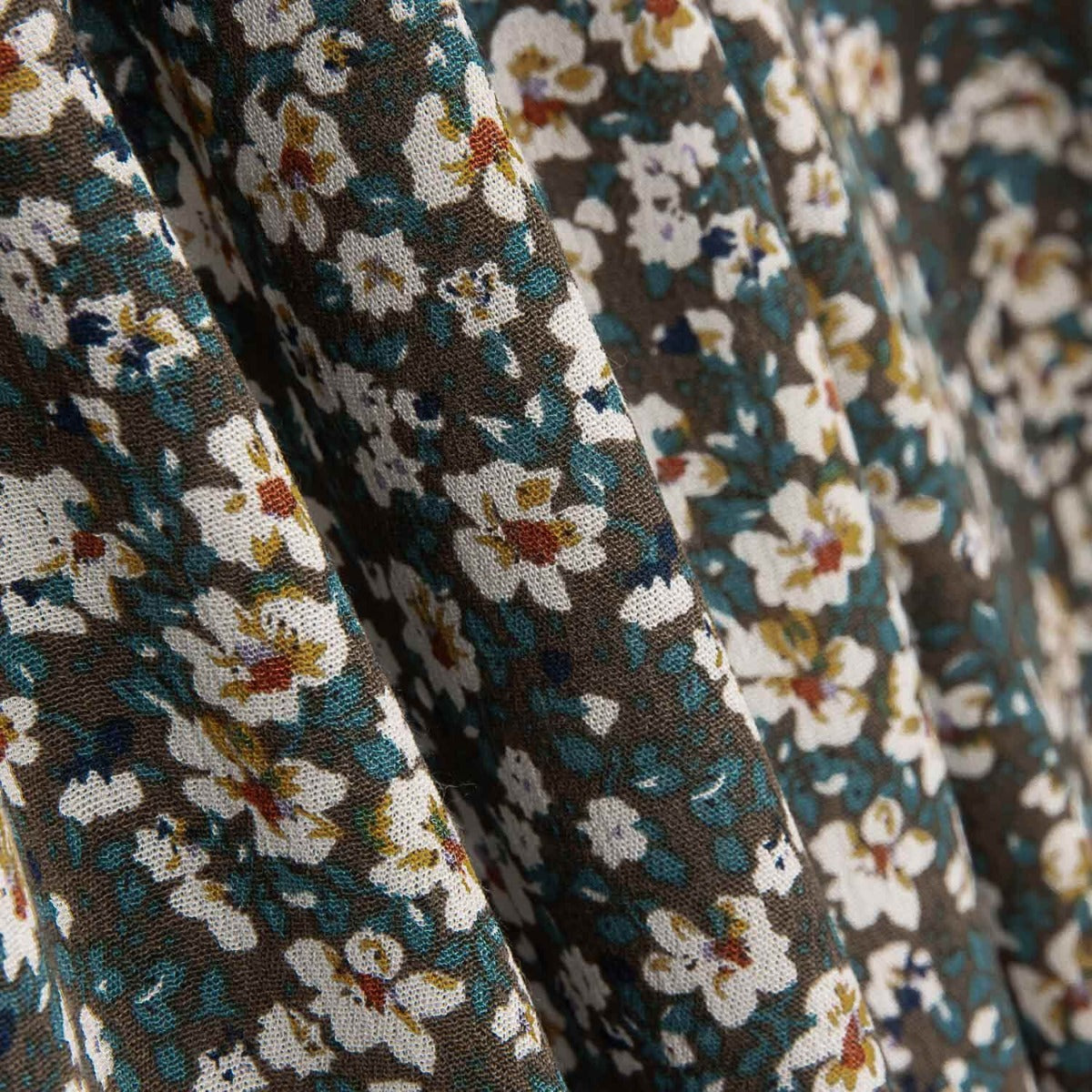 Viscose Estampada Nenúfar Escuro - Ribes y Casals