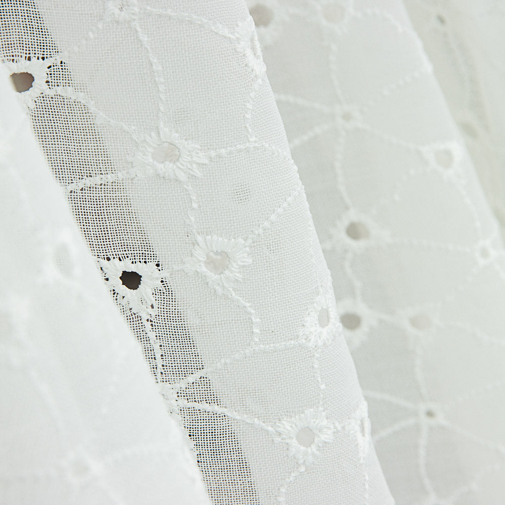 Cortina de Rede Bordada Flor Branca Natural - Ribes y Casals