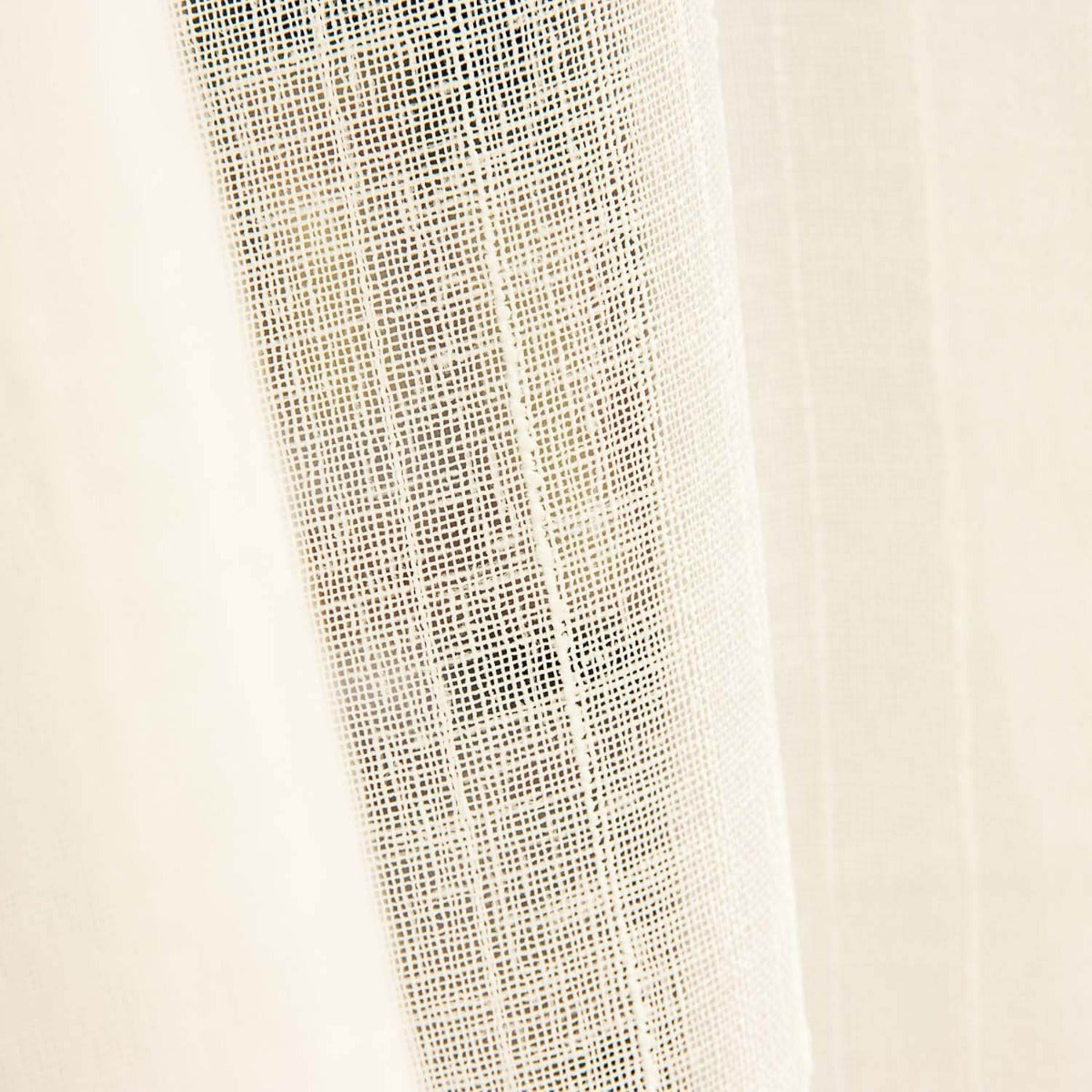 Cortina de Rede Listrada Branco Natural - Ribes y Casals