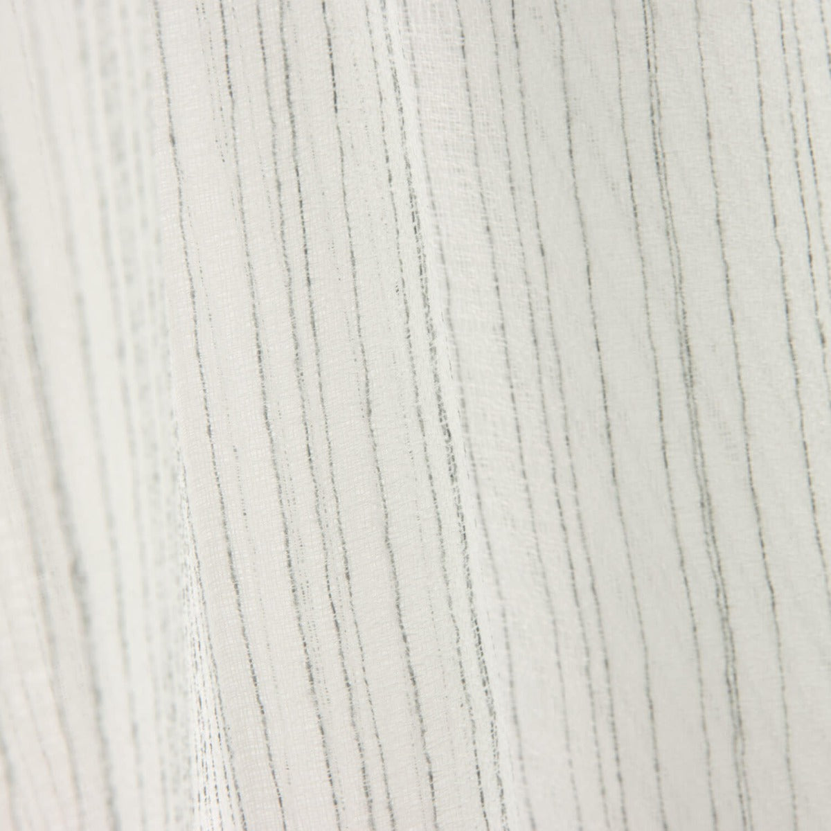 Cortina Listrada Em Cinza - Ribes y Casals